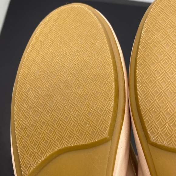 Cushionaire Memory Foam Women’s Shoes Flats Size US 7.5 New Taupe Tan NEW - Picture 8 of 9